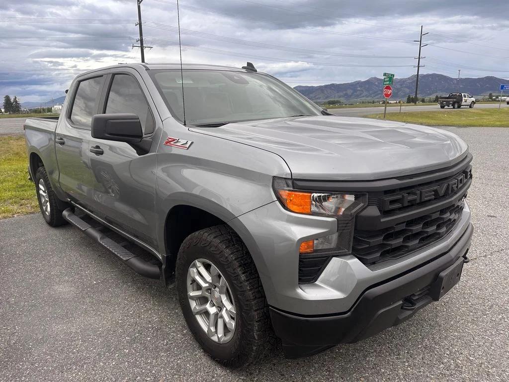 chevrolet silverado 1500 2024 2GCUDAED8R1163763 image